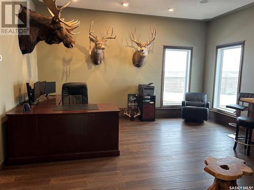 801 13Th Avenue E, Kindersley, SK - Indoor