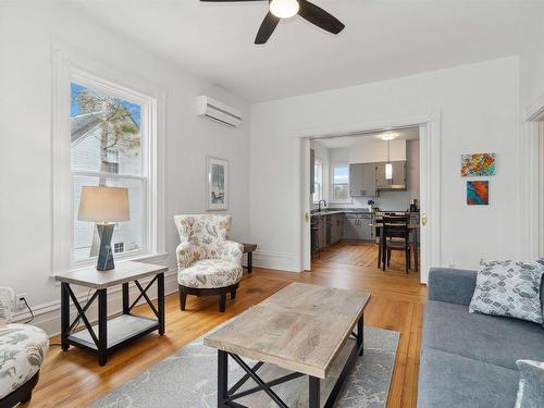 31 Main Street, Liverpool, NS 