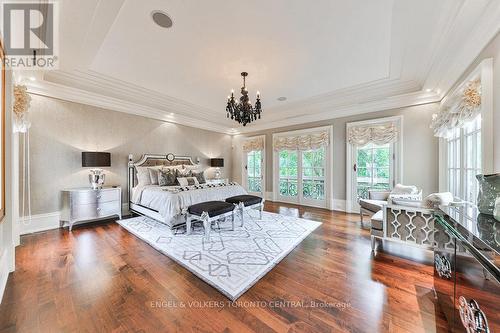 489 Lakeshore Road E, Oakville, ON - Indoor