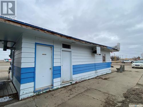 418 1St Avenue E, Leader, SK 