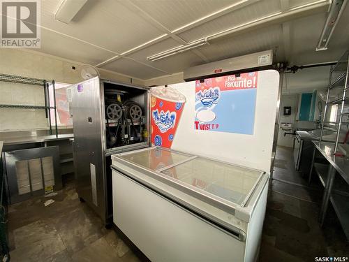 418 1St Avenue E, Leader, SK 