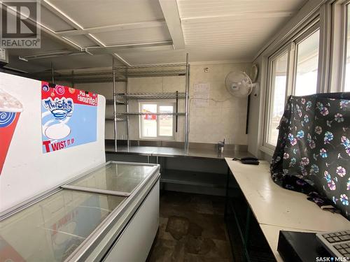 418 1St Avenue E, Leader, SK 