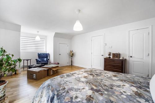 Chambre à coucher principale - 18 Rue Marie-Antoinette, Blainville, QC - Indoor Photo Showing Bedroom