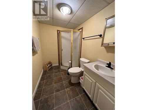 5504 Churchill Avenue, Fort Nelson, BC - Indoor Photo Showing Bathroom