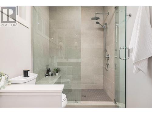 7760 Okanagan Landing Road Unit# 98 Lot# 1, Okanagan Landing, BC - Indoor Photo Showing Bathroom