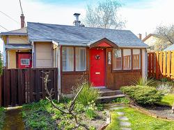 2574 Cook St  Victoria, BC V8T 3R9