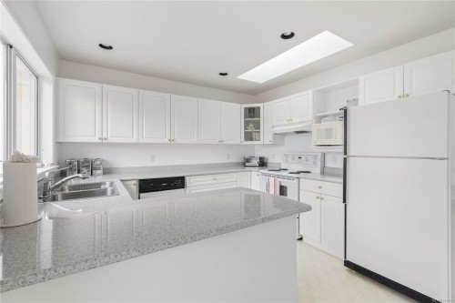 32-258 Lower Ganges Rd, Salt Spring, BC 