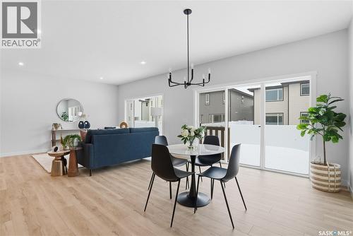 372 Leskiw Bend, Saskatoon, SK - Indoor Photo Showing Dining Room