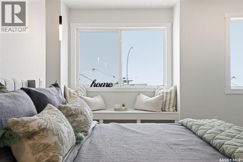 372 Leskiw Bend, Saskatoon, SK - Indoor Photo Showing Bedroom