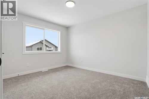 372 Leskiw Bend, Saskatoon, SK - Indoor Photo Showing Other Room