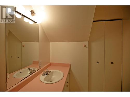 217 Mountview Drive, Williams Lake, BC - Indoor Photo Showing Bathroom