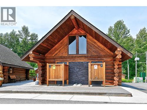 41 Cottonwood Drive N, Lee Creek, BC 