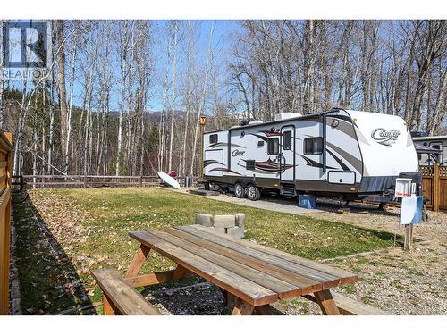 41 Cottonwood Drive N, Lee Creek, BC 