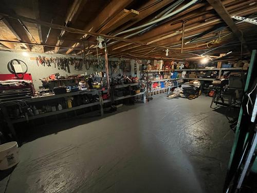 Garage - 2 Riv. Némio, La Tuque, QC - Indoor Photo Showing Other Room