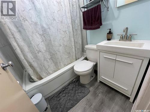 Sampson Acreage, Kindersley Rm No. 290, SK - Indoor Photo Showing Bathroom