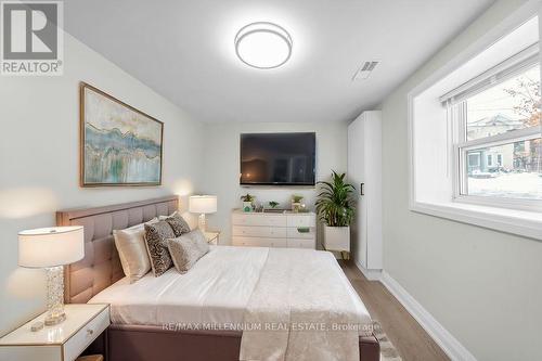 124 Church Street, Kitchener, ON - Indoor Photo Showing Bedroom