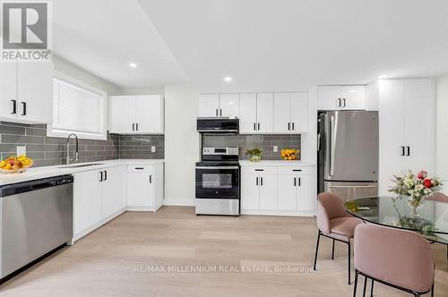 124 Church Street, Kitchener, ON - Indoor Photo Showing Kitchen