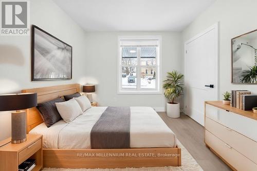 124 Church Street, Kitchener, ON - Indoor Photo Showing Bedroom