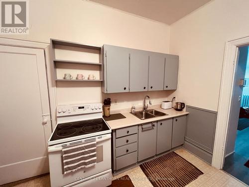 1 - 80 Bridge Street W, Belleville, ON - Indoor Photo Showing Kitchen With Double Sink