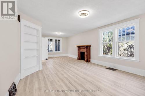 23 Carfrae Street, London, ON - Indoor With Fireplace