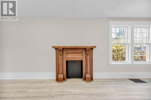 23 Carfrae Street, London, ON - Indoor Photo Showing Other Room