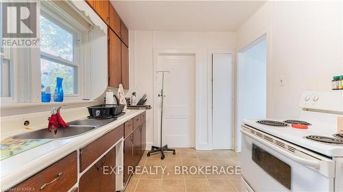 139 Lorne Avenue, Quinte West, ON - Indoor Photo Showing Kitchen