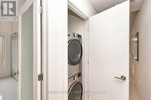 3 - 10 Chestnut Street, Ottawa, ON - Indoor Photo Showing Laundry Room