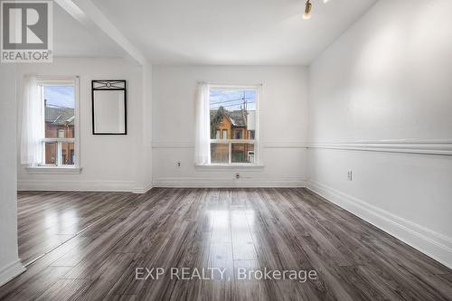 Upper - 129 Grant Avenue, Hamilton, ON - Indoor Photo Showing Other Room