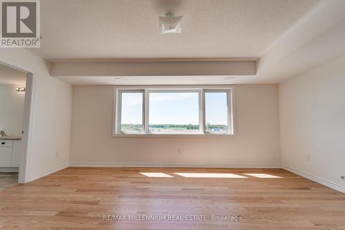 15 Valleybrook Road, Barrie, ON - Indoor Photo Showing Other Room