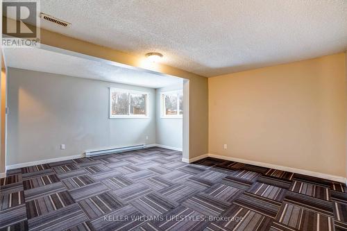 2 - 94 Chesterfield Avenue, London, ON - Indoor Photo Showing Other Room