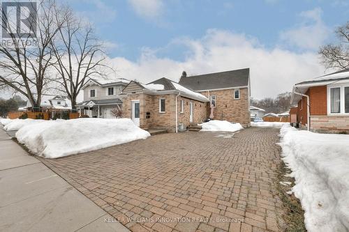 62 Perth Road, Kitchener, ON - Outdoor With Facade