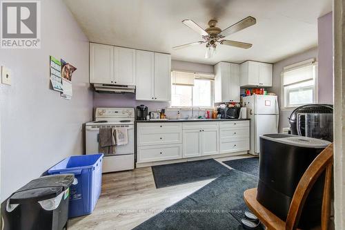 1121 Trafalgar Street, London East, ON - Indoor Photo Showing Kitchen