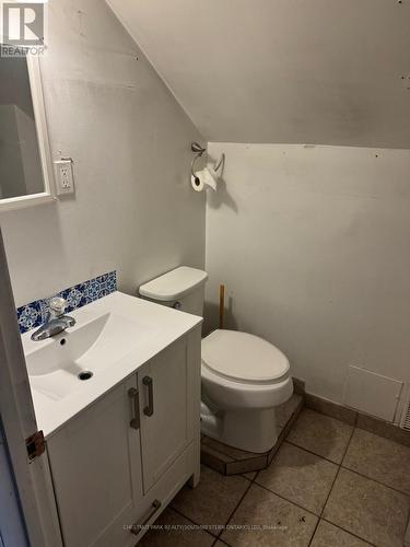 1121 Trafalgar Street, London East, ON - Indoor Photo Showing Bathroom