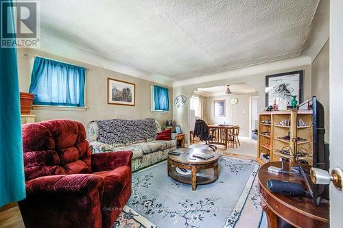 1121 Trafalgar Street, London East, ON - Indoor Photo Showing Living Room