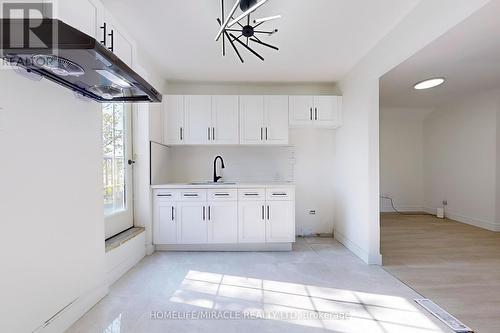 971 Ormsby Street, London, ON - Indoor Photo Showing Kitchen