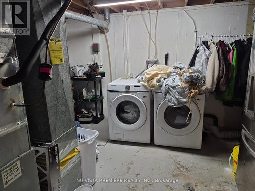 324 Auburn Avenue, London, ON - Indoor Photo Showing Laundry Room