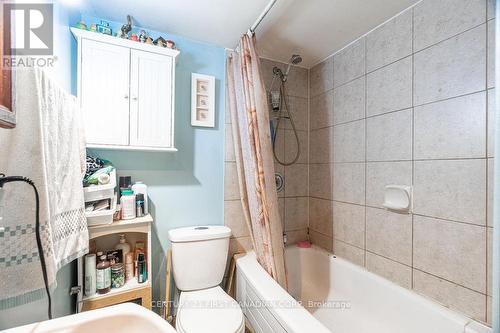 140 Rectory Street, London, ON - Indoor Photo Showing Bathroom