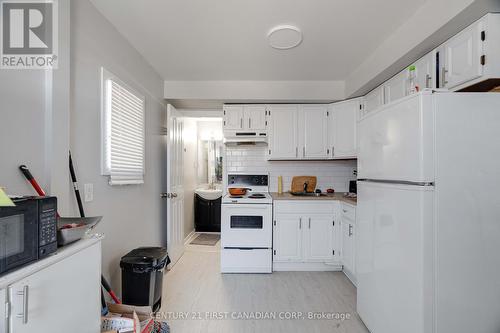 140 Rectory Street, London, ON - Indoor Photo Showing Kitchen