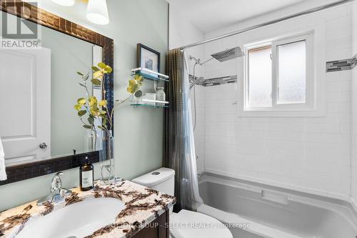 1972 Royal Crescent, London, ON - Indoor Photo Showing Bathroom