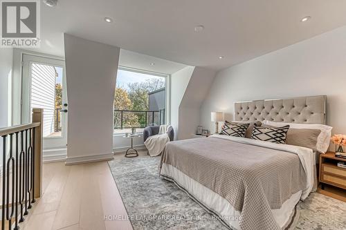 195 Albany Avenue, Toronto, ON - Indoor Photo Showing Bedroom