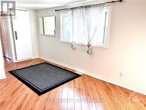 109-111 Marier Avenue, Ottawa, ON - Indoor Photo Showing Other Room