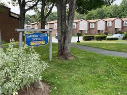 16 Garden Court Terrace  Dartmouth, NS B3A 3S6