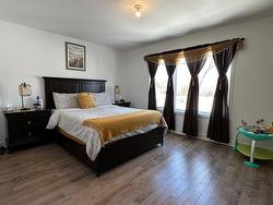 Master bedroom - 