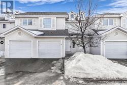 32 410 Keevil CRESCENT  Saskatoon, SK S7N 4R6