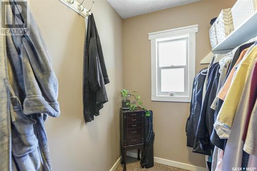 1438 Connaught Street, Regina, SK - Indoor With Storage