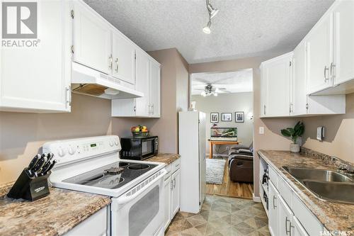 1438 Connaught Street, Regina, SK - Indoor Photo Showing Kitchen With Double Sink