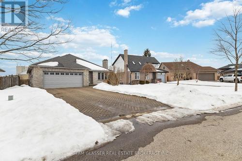 42 Parkside Crescent, London, ON - Outdoor With Facade