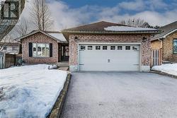 127 FAIRLAKE Drive  Cambridge, ON N1S 4Z4