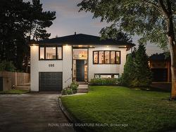 995 Dormer St  Mississauga, ON L5E 1T7