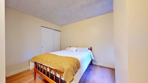 Chambre à coucher - 551-98 Rue Charlotte, Montréal (Ville-Marie), QC - Indoor Photo Showing Bedroom